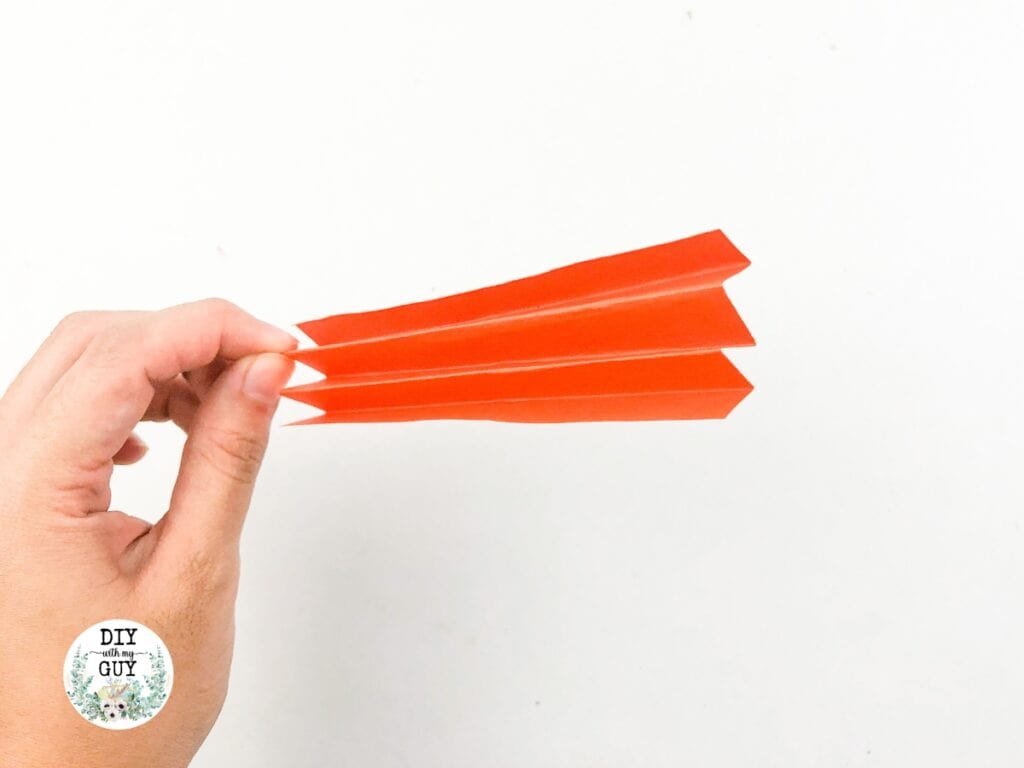 folding carrots for garland